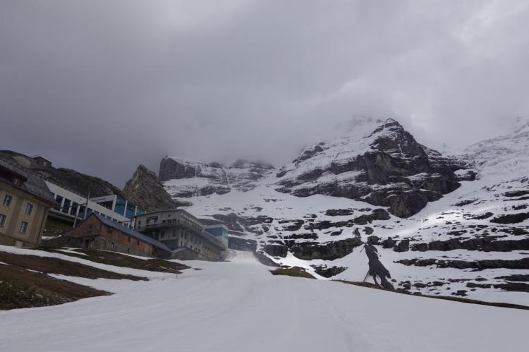 Avalancha mortal en el Eiger: dos alpinistas fallecen y cinco resultan heridos