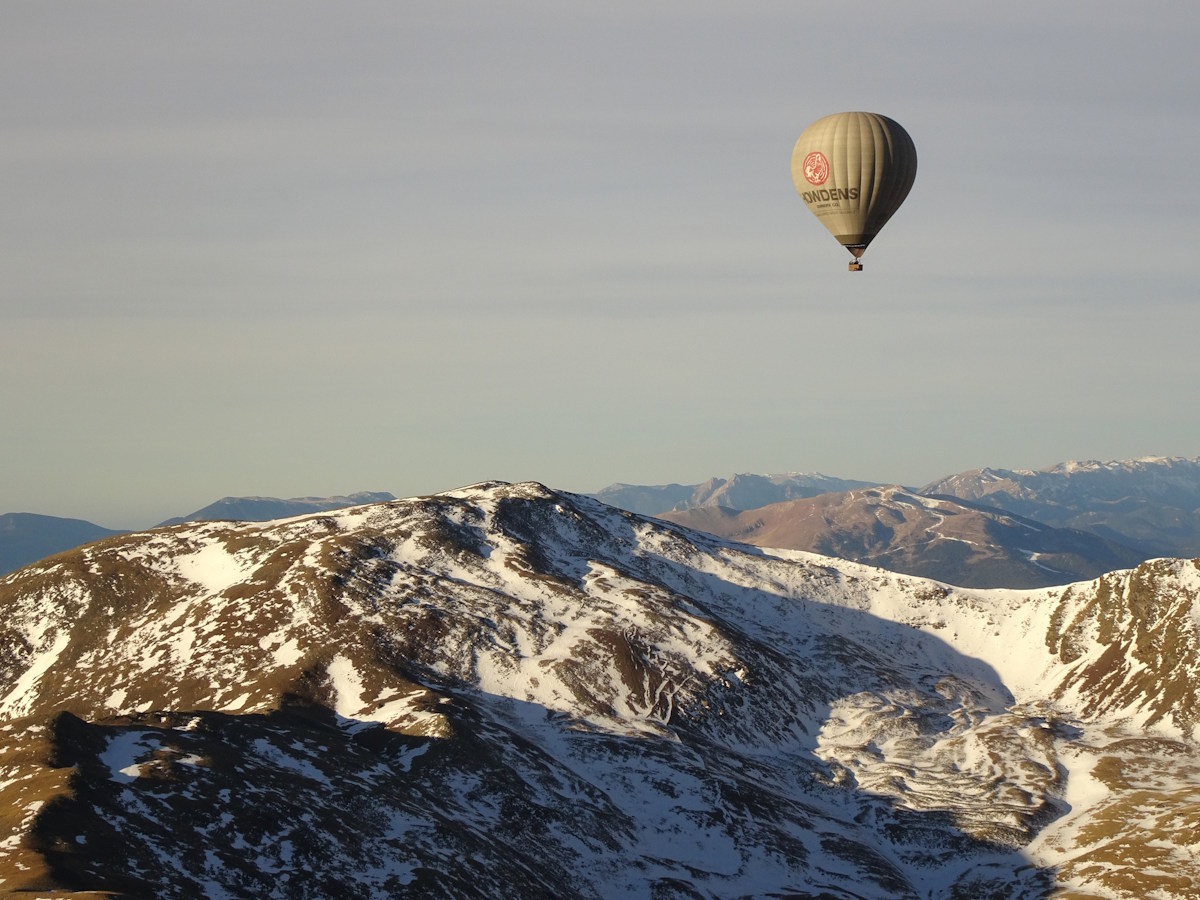 Vall de Núria ofrece por primera vez sobrevolar el entorno en globo aerostático