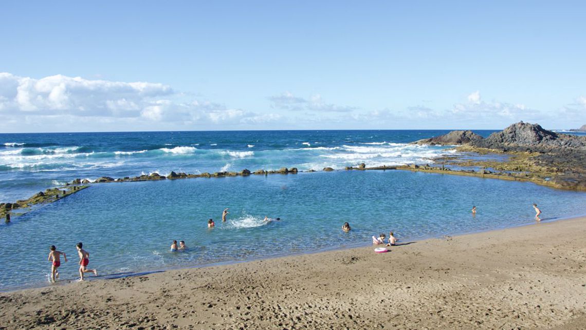 Dos roques ggran canaria.jpg 