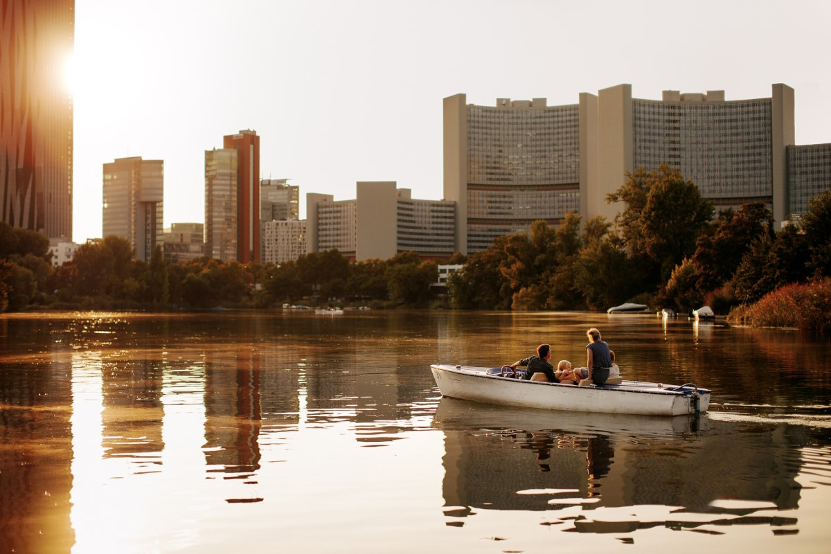 barca danubio