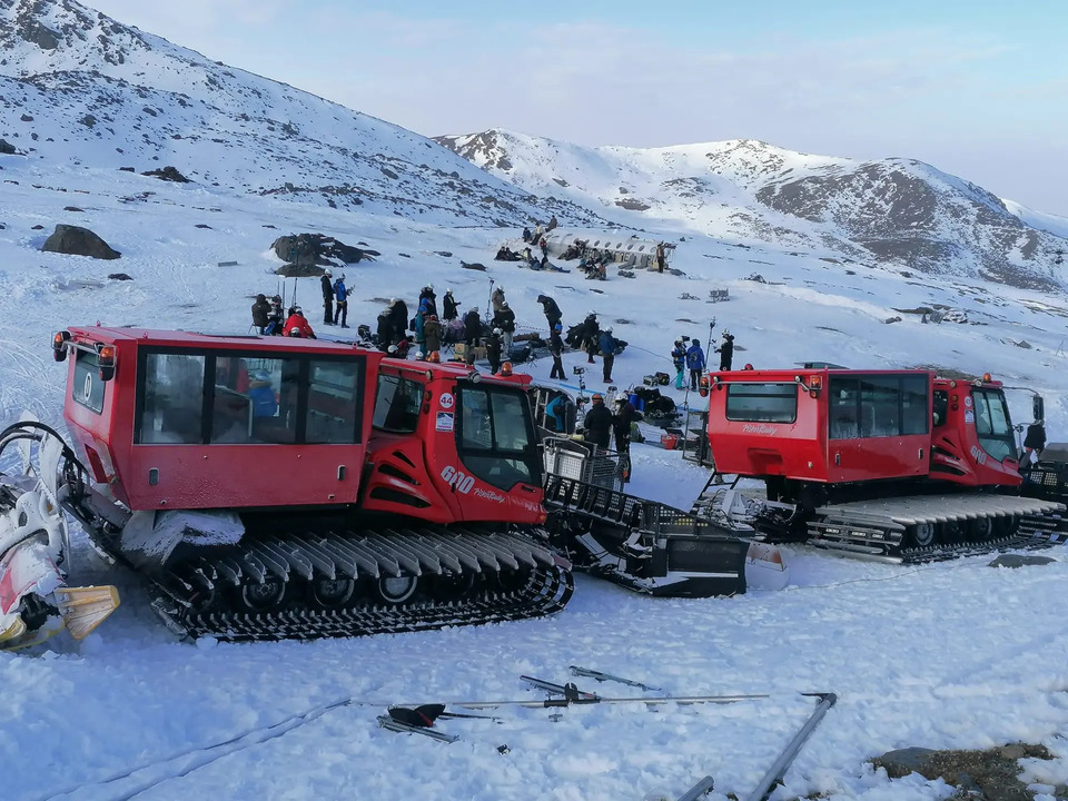 'Desembarco' del equipo de producción en La Laguna. (Foto: ©Cetursa Sierra Nevada)