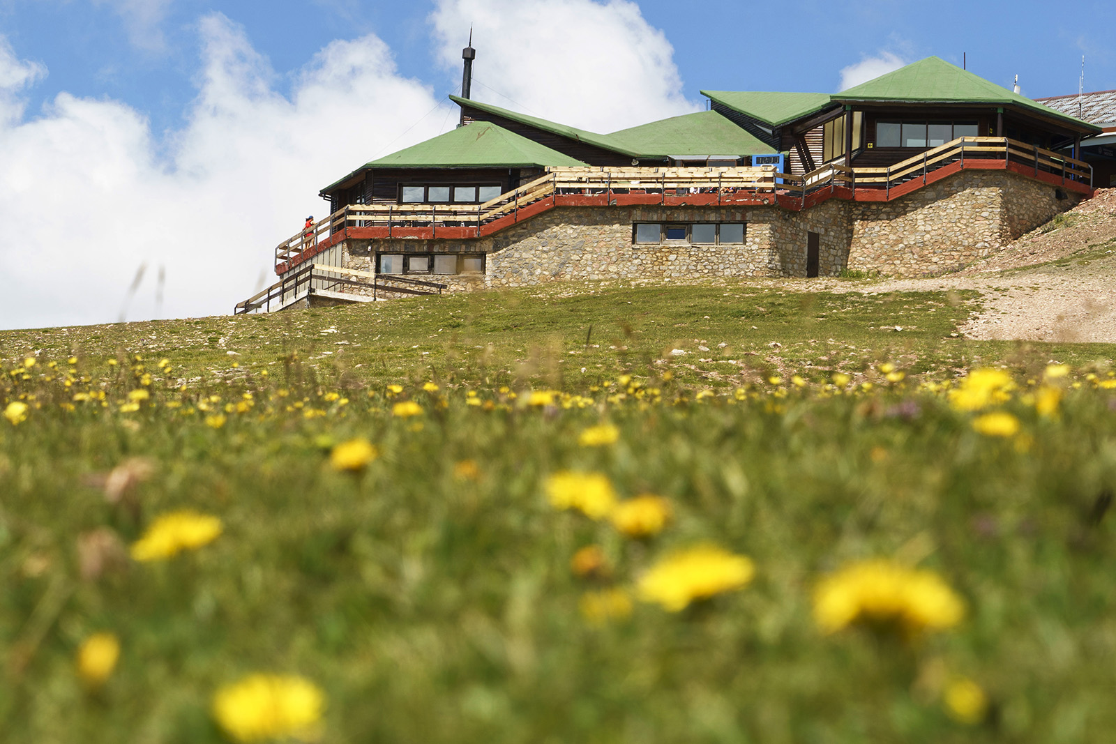 refugio-niu-de-aliga-lamolina-autor-oriol-molas-lugares-de-aventura.jpg