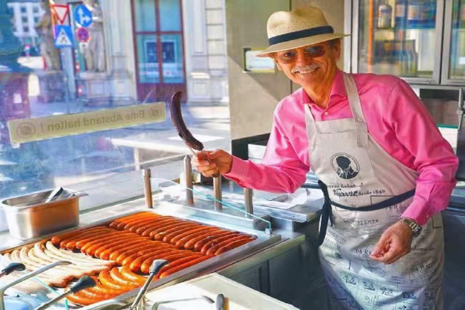 tradicionales-salsichas-vienesas-en-Bitzinger-en-el-prater-©-Josef-Bitzinger-lugares-de-aventura.jpg