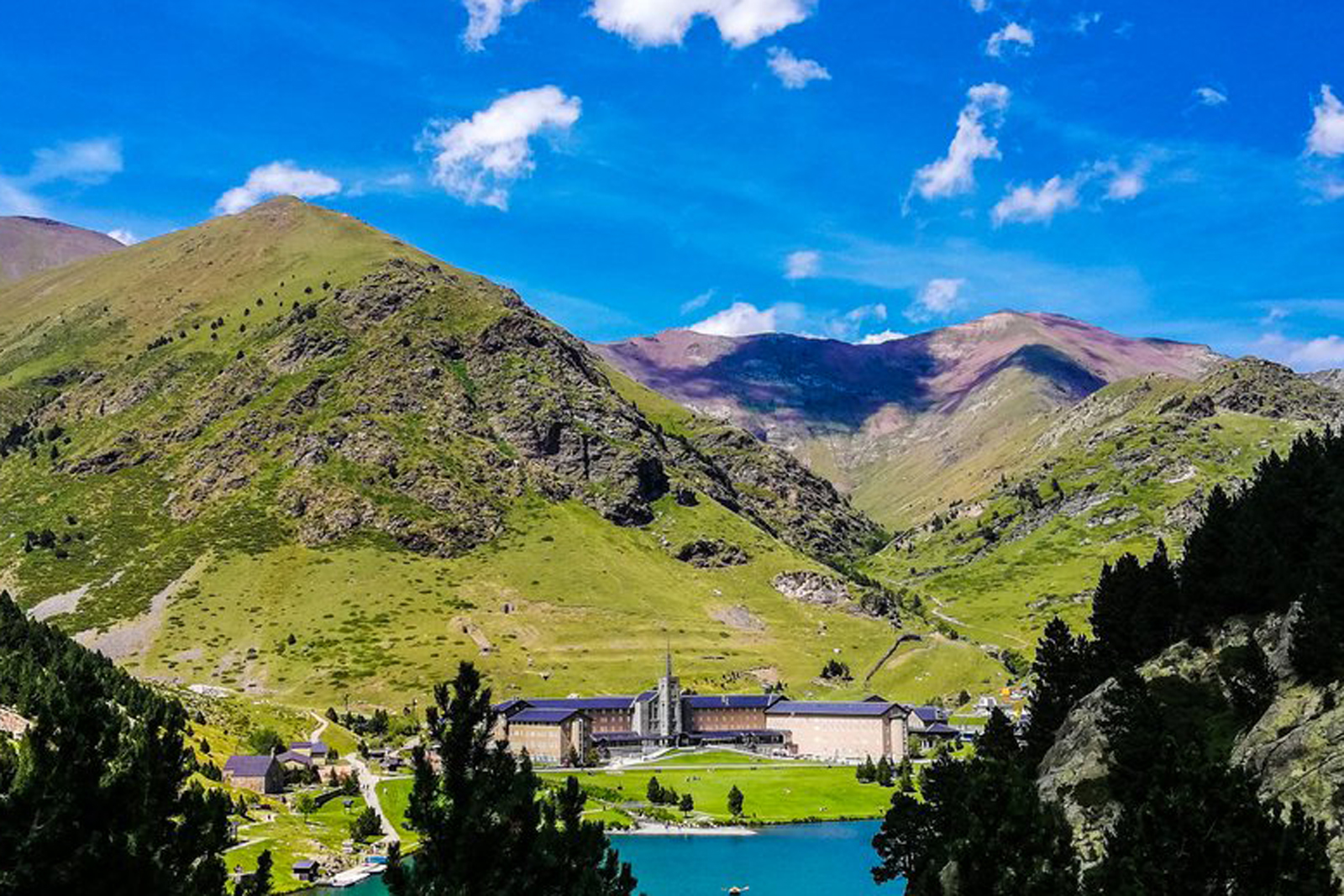 vall-de-nuria-general-santuario.jpg 