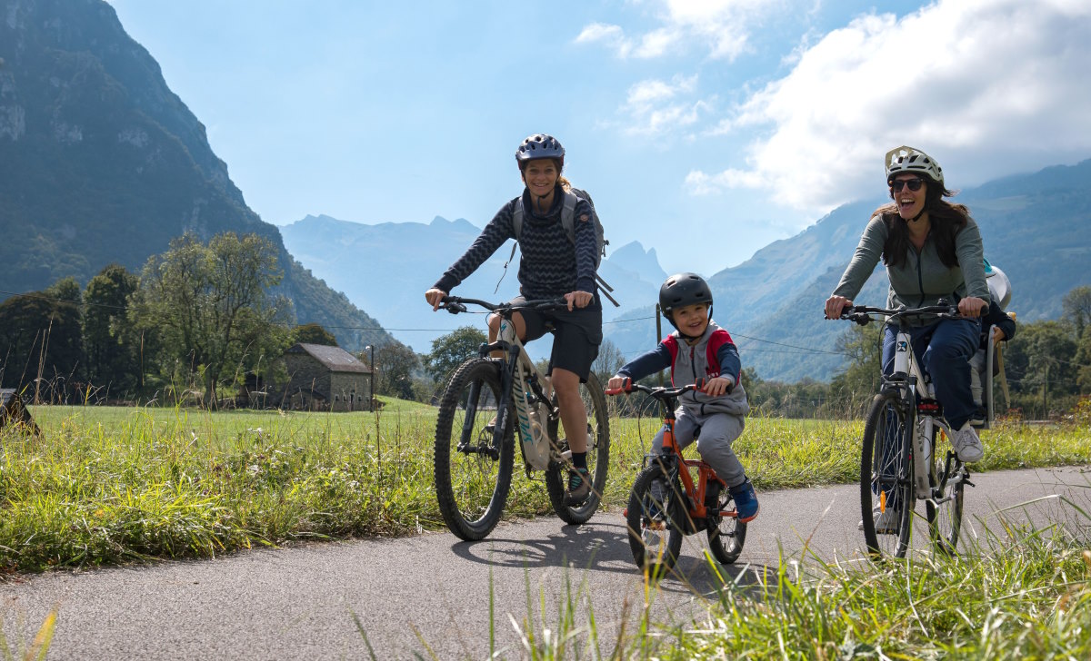 Vallée d'Ossau - Voie Verte vélo 005 ©P.Gaillard