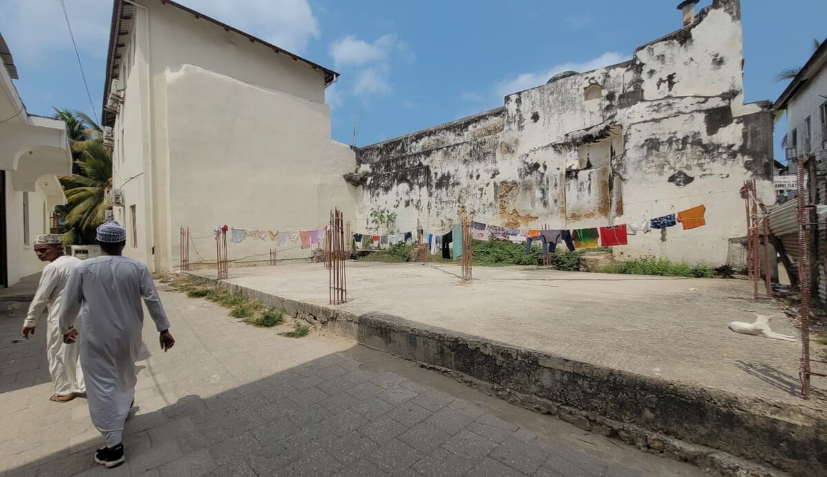 Un paseo por Stone Town-Lali Ortega Cerón