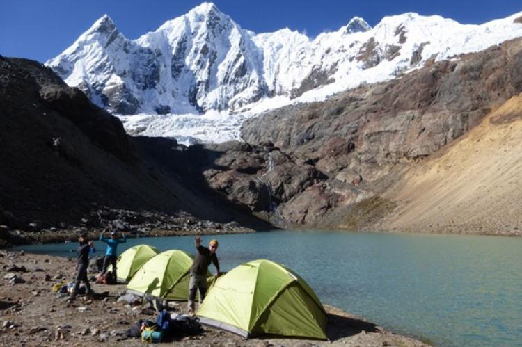 Trekking del Huayhuash.Variante Paso Rasac-Siula Grande.Perú.