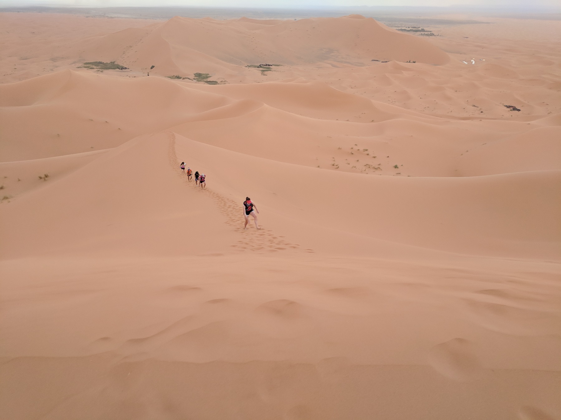 Del Atlas al desierto del Sahara corriendo, un viaje en el tiempo
