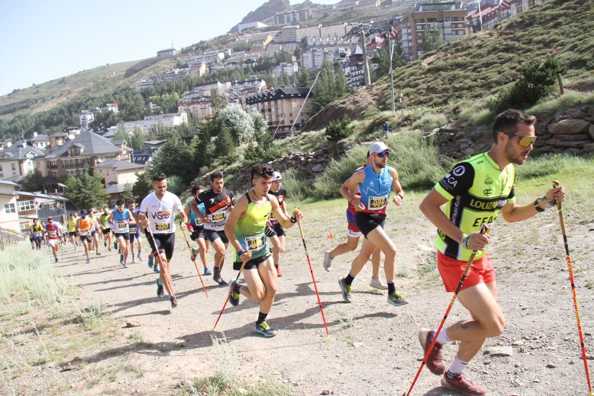 Patricia Pineda y Álvaro Gómez vencen en el duro Kilómetro Vertical de Sierra Nevada