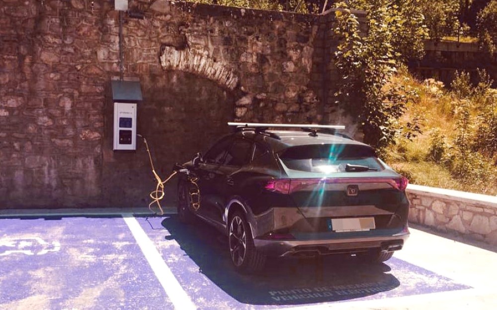 El Balneario de Panticosa contará con dos nuevos puntos de recarga de vehículos eléctricos
