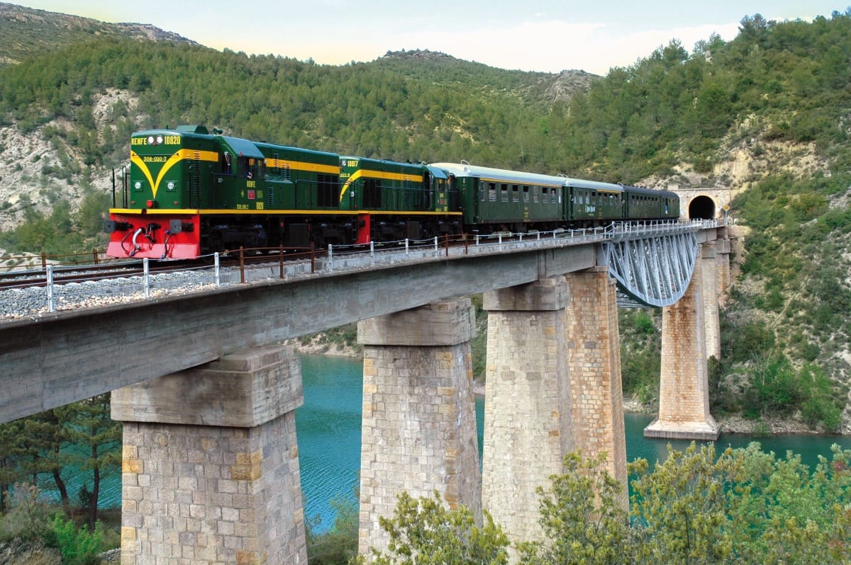 El Tren dels Llacs y el Tren del Ciment finalizan la temporada con una gran afluencia