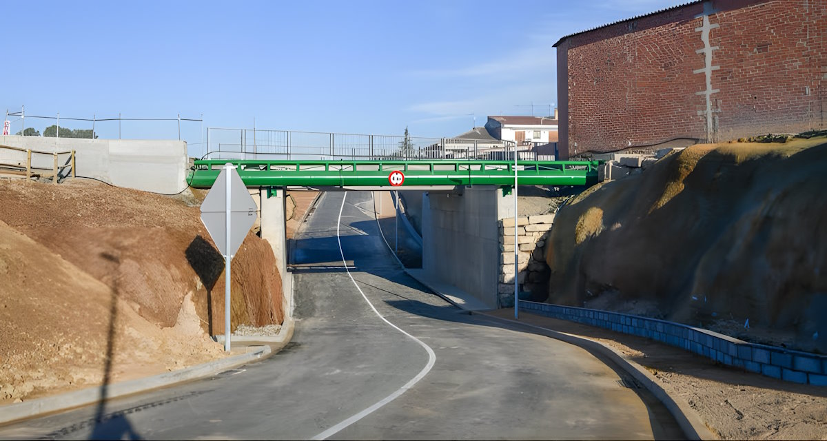 Ferrocarrils finaliza la construcción del nuevo vial de la Sucrera en Térmens