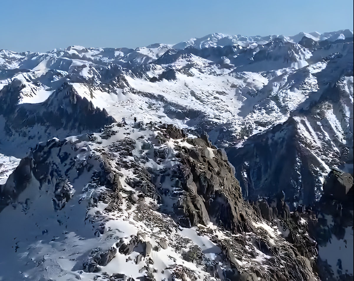 Muere un excursionista de 52 años tras caer 100 metros en el Besiberri Sur