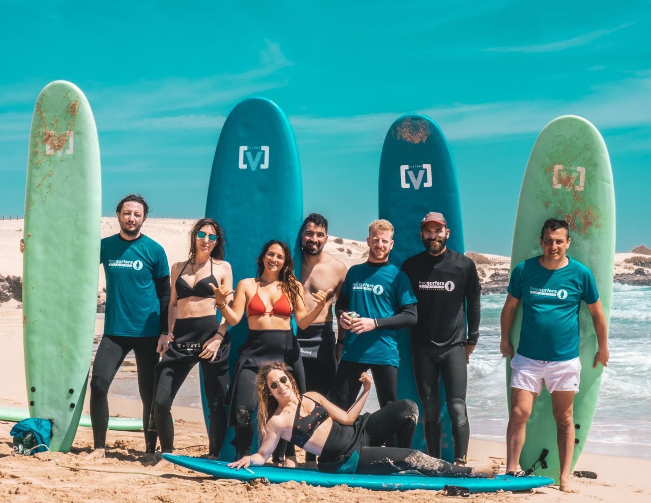 Fuerteventura-surf-group_WeRoad