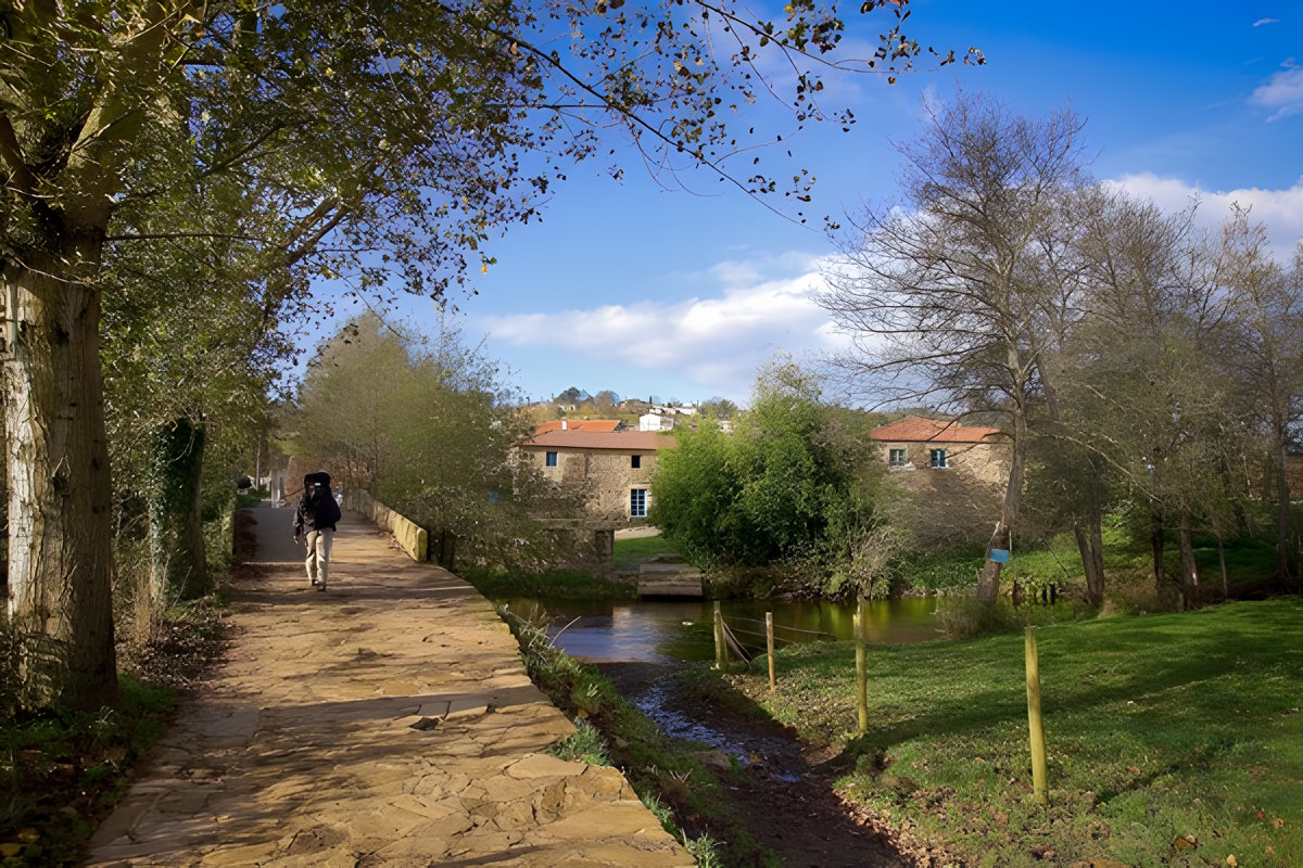 ARZÚA - albergue de Ribadiso.