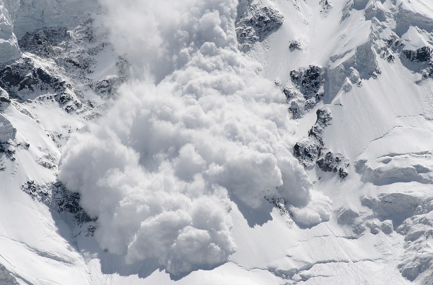 Avalancha, foto de archivo