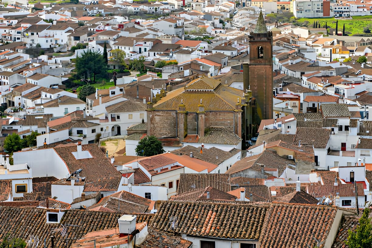 Foto 4-Iglesia del Divino Salvador-Cortegana-Lugares de Aventura