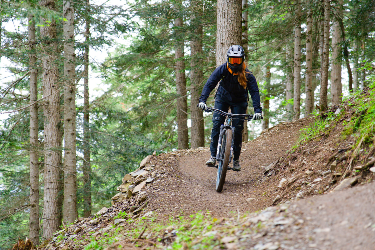 Descendiendo Artigarits. (Foto: Lugares de Aventura. © Laurenç Nart)