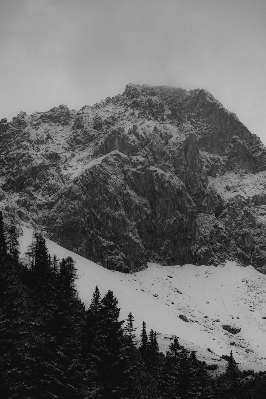 xhuberantes vistas de las montañas de Garmisch-Partenkirchen. Fotografía: Milos Jakobi.