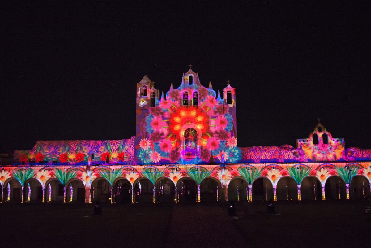 espectáculo nocturno en San Antonio de Pádua