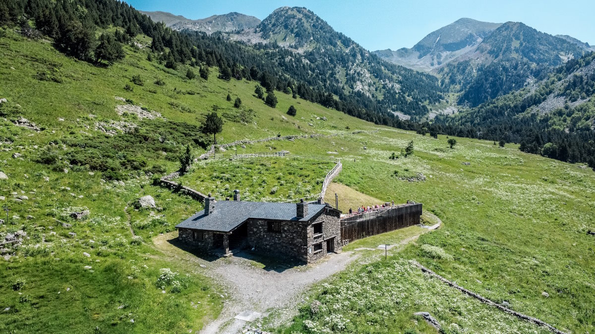 refugio sorteny