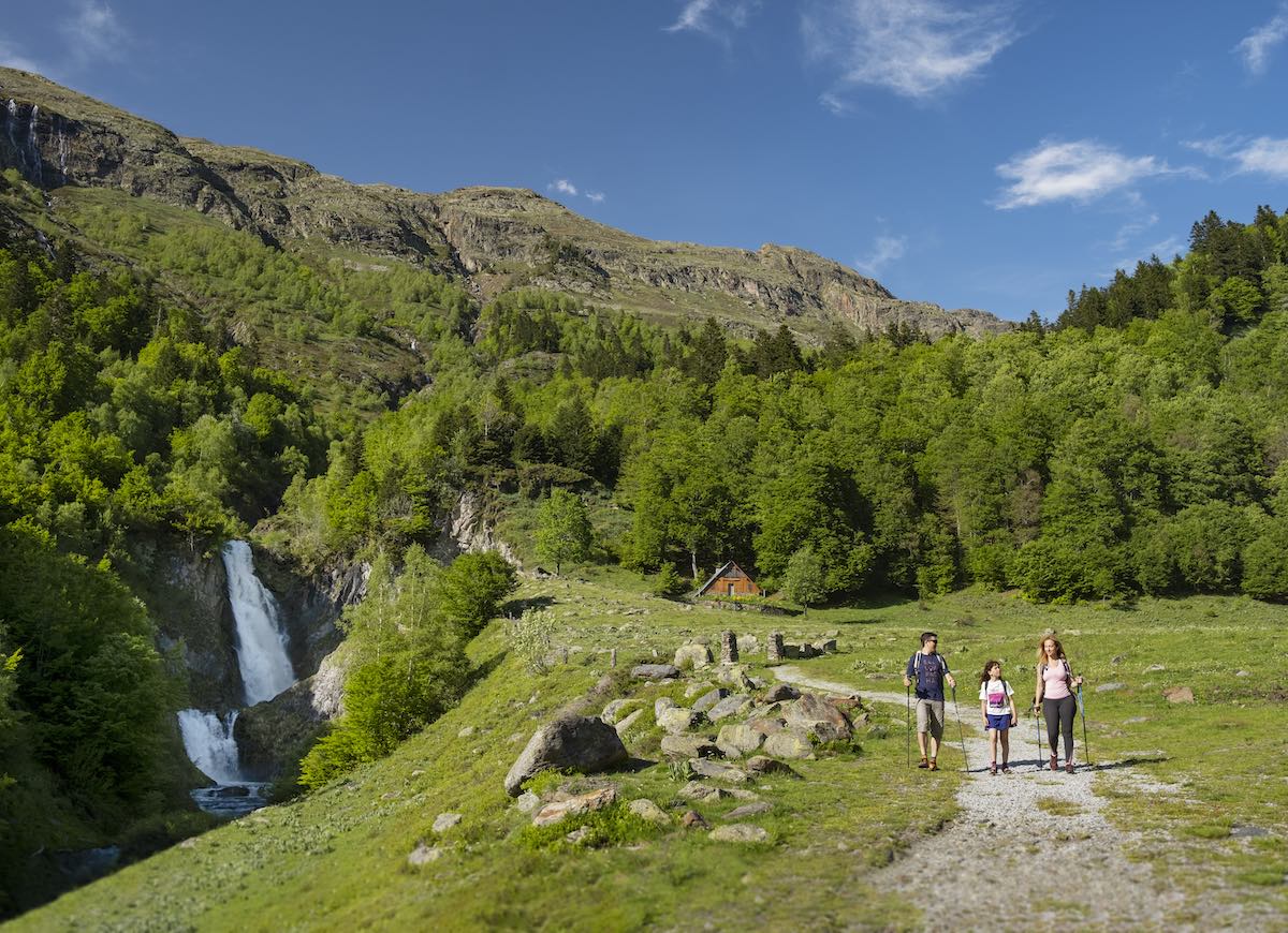 Saut Deth Pish. Val daran