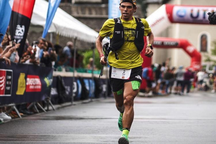 Pau Capell conquista la gloria en Chamonix al ganar el Ultra Trail del Mont-Blanc