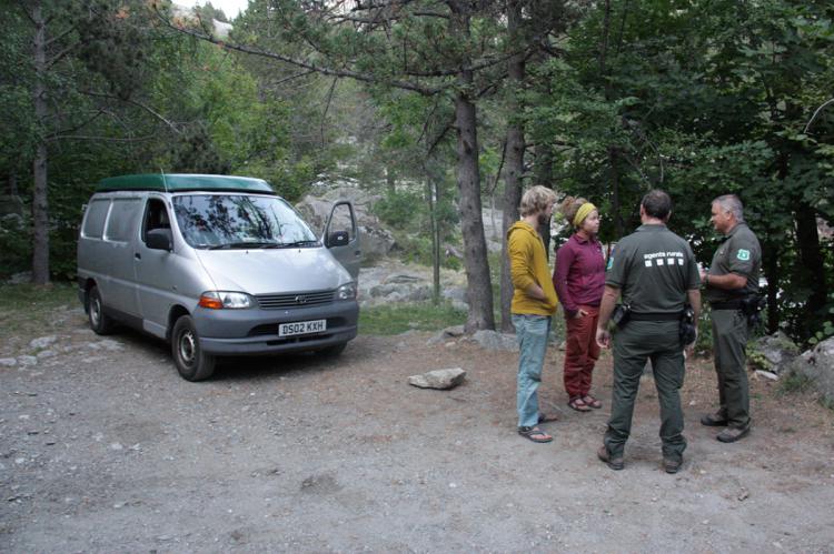 60 denuncias por pernoctar ilegalmente dentro del Parque Nacional de Aigüestortes