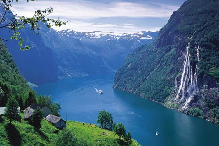 Fiordo Geiranger. Noruega