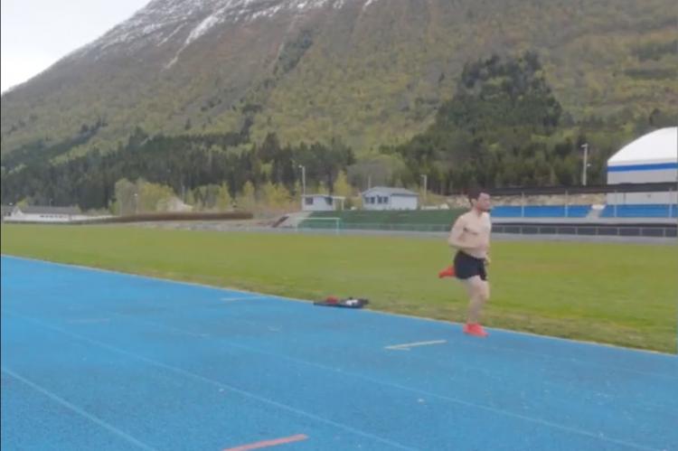 ¿Correrá Kilian Jornet en las pistas de atletismo? De momento, entrena sobre el tartán