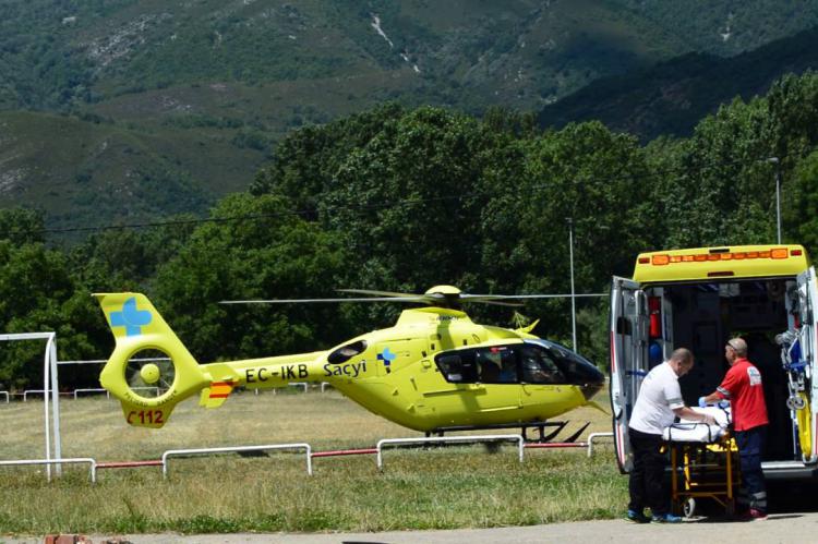 Helicóptero medicalizado Sacyl. Foto Archivo.