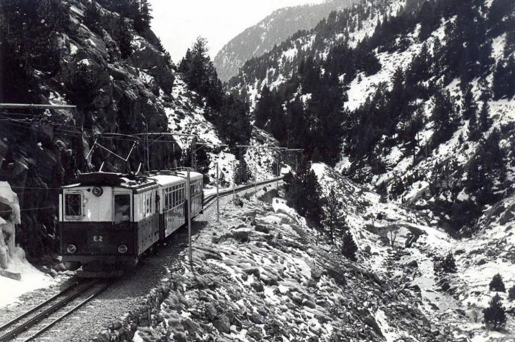 El tren cremallera de la Vall de Núria, el más joven de España, cumple 90 años