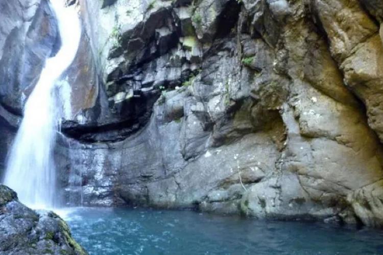Muere un hombre practicando barranquismo en el barranco Gorges de Núria, en el Ripollès