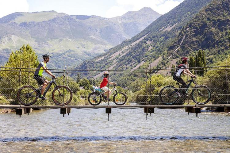 Boí Taüll abre por primera vez la estación en verano y apuesta por el senderismo y la bicicleta