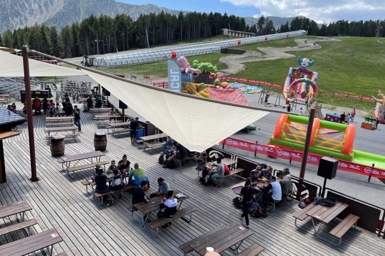 Buena afluencia en el primer fin de semana de verano de Vallnord - Pal Arinsal