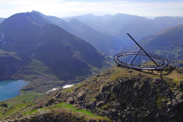 Así es el espectacular Mirador Solar de Tristaina a 2.701 metros de altitud en Ordino Arcalís