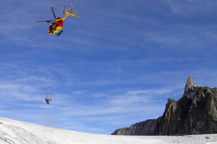 El Mont Blanc se cobra la vida de dos alpinistas en apenas 24 horas