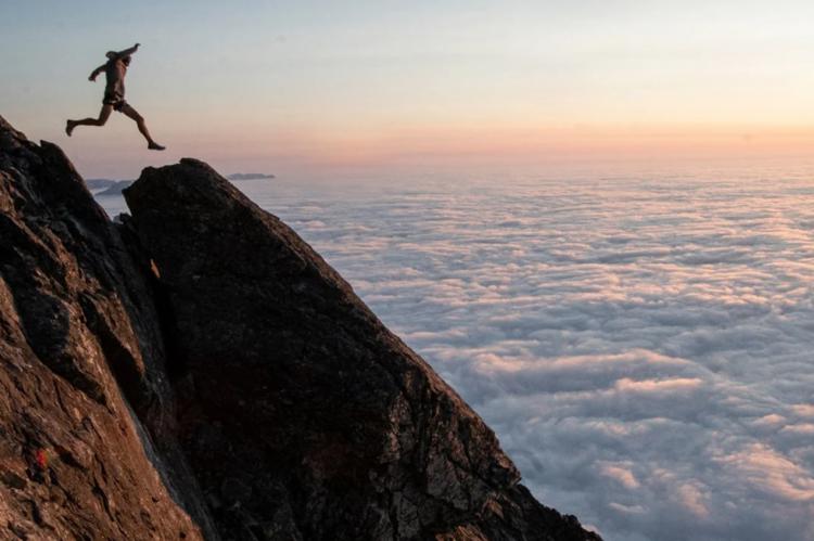 “NNormal”, Kilian Jornet presenta su propia marca de productos de outdoor