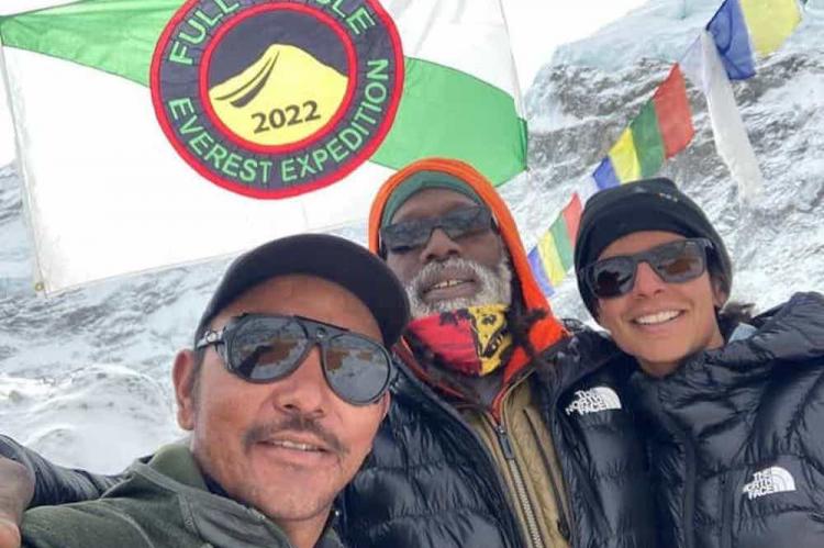 Primera expedición de alpinistas negros en alcanzar la cima del Everest