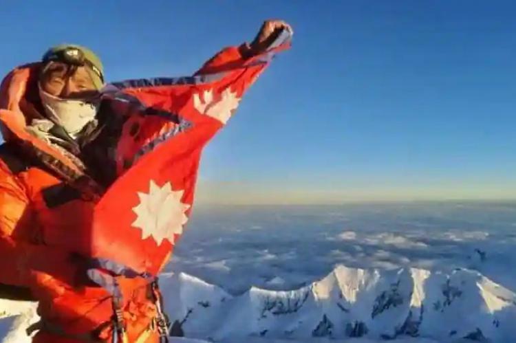 La hazaña la ha completado este jueves el nepalí Sanu Sherpa y le ha llevado 16 años.
