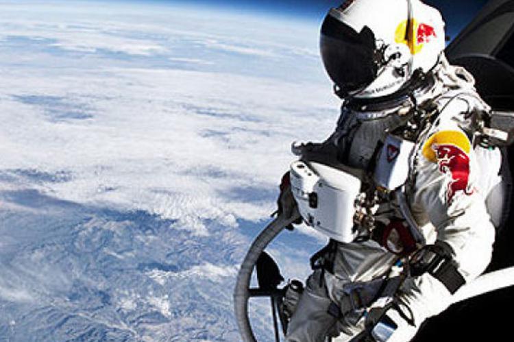 Felix Baumgartner alcanzó una velocidad máxima de 1.357,6 km/h (Mach 1,25). (Foto: Red Bull)