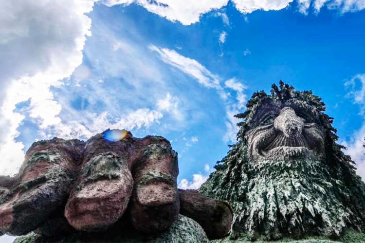 Impresionantes formaciones rocosas dan vida a las leyendas de los trolls noruegos. Fotografía: Visit Norway.