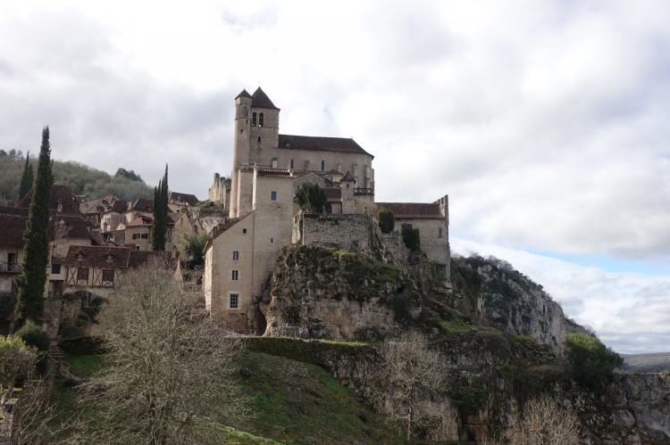En Saint-Cirq-Lapopie (Occitania), la Maison Breton se convierte en un Centro Internacional del Surrealismo 