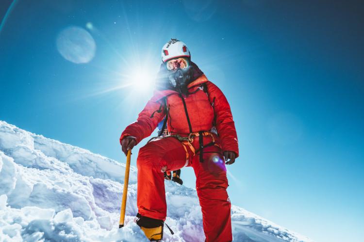 Así es el nuevo traje Himalayan específico para mujeres de The North Face