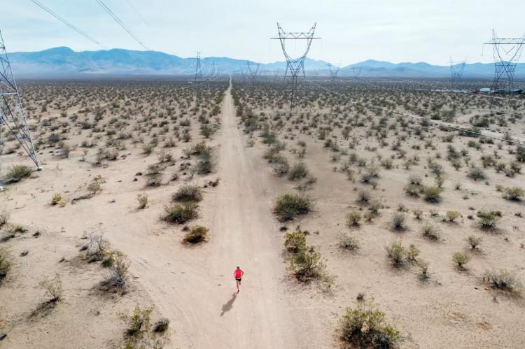 La ultramaratón clandestina y sin reglas que los mejores del mundo quieren correr