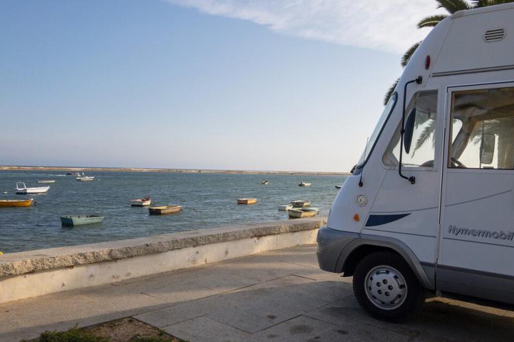 Las autocaravanas ya pueden aparcar sin miedo a las multas