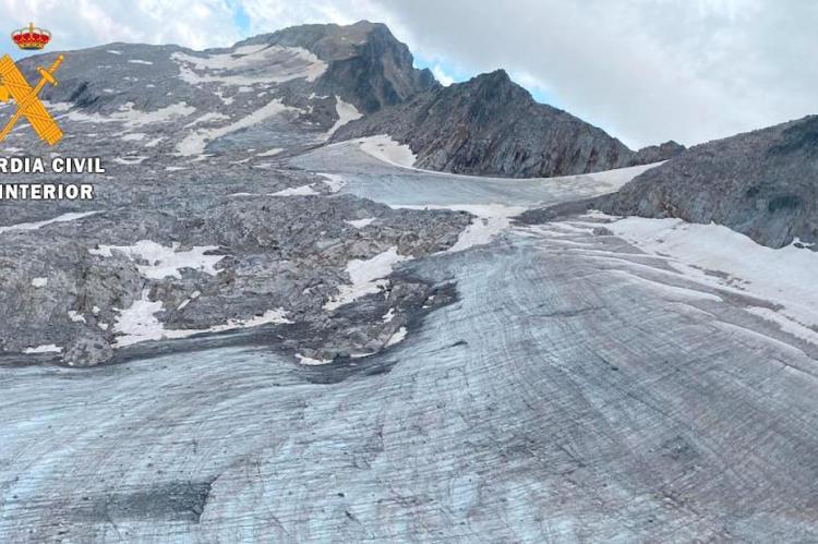 Dramático resbalón en vídeo: La cruda evidencia del peligro en el glaciar del Aneto