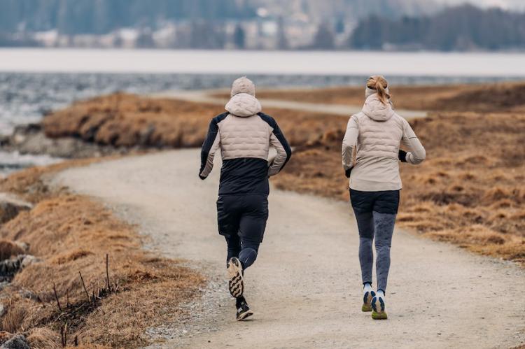 Descubre la colección de running Zeroweight de ODLO: Rendimiento Invernal de primera clase