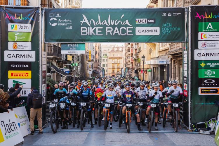 Garmin® sigue como patrocinador principal de la Andalucía Bike Race by Garmin