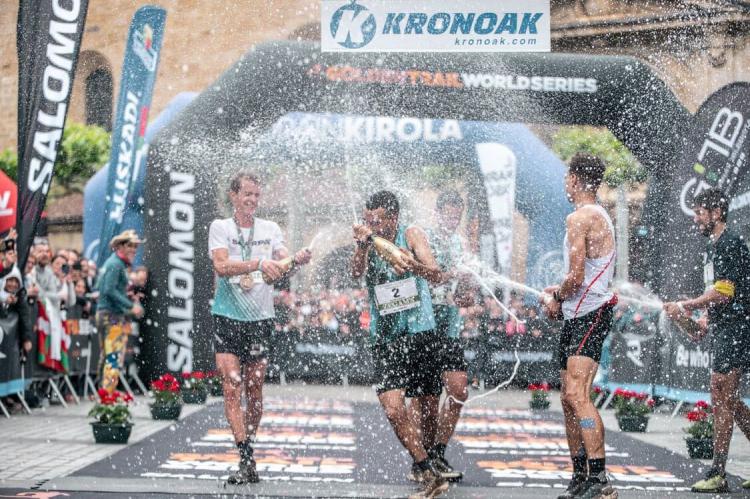 El tiempo no pasa para Kilian Jornet y suma su undécima victoria en Zegama